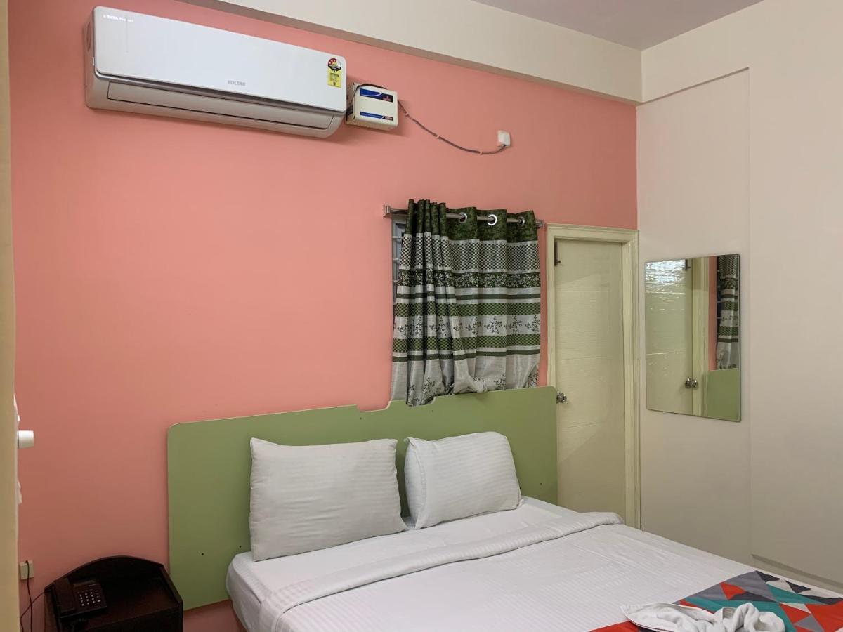 Homewood Suites Hyderabad Bagian luar foto