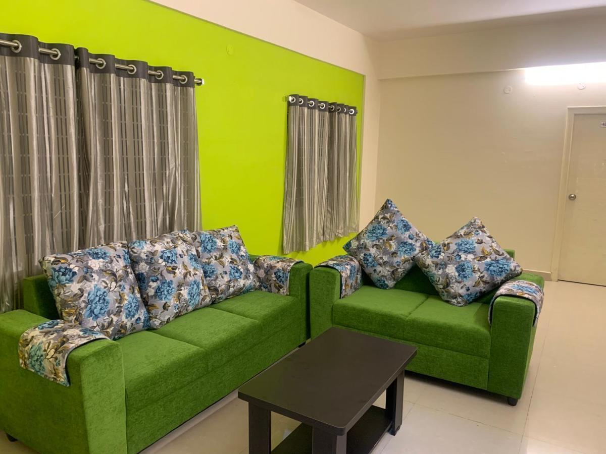 Homewood Suites Hyderabad Bagian luar foto