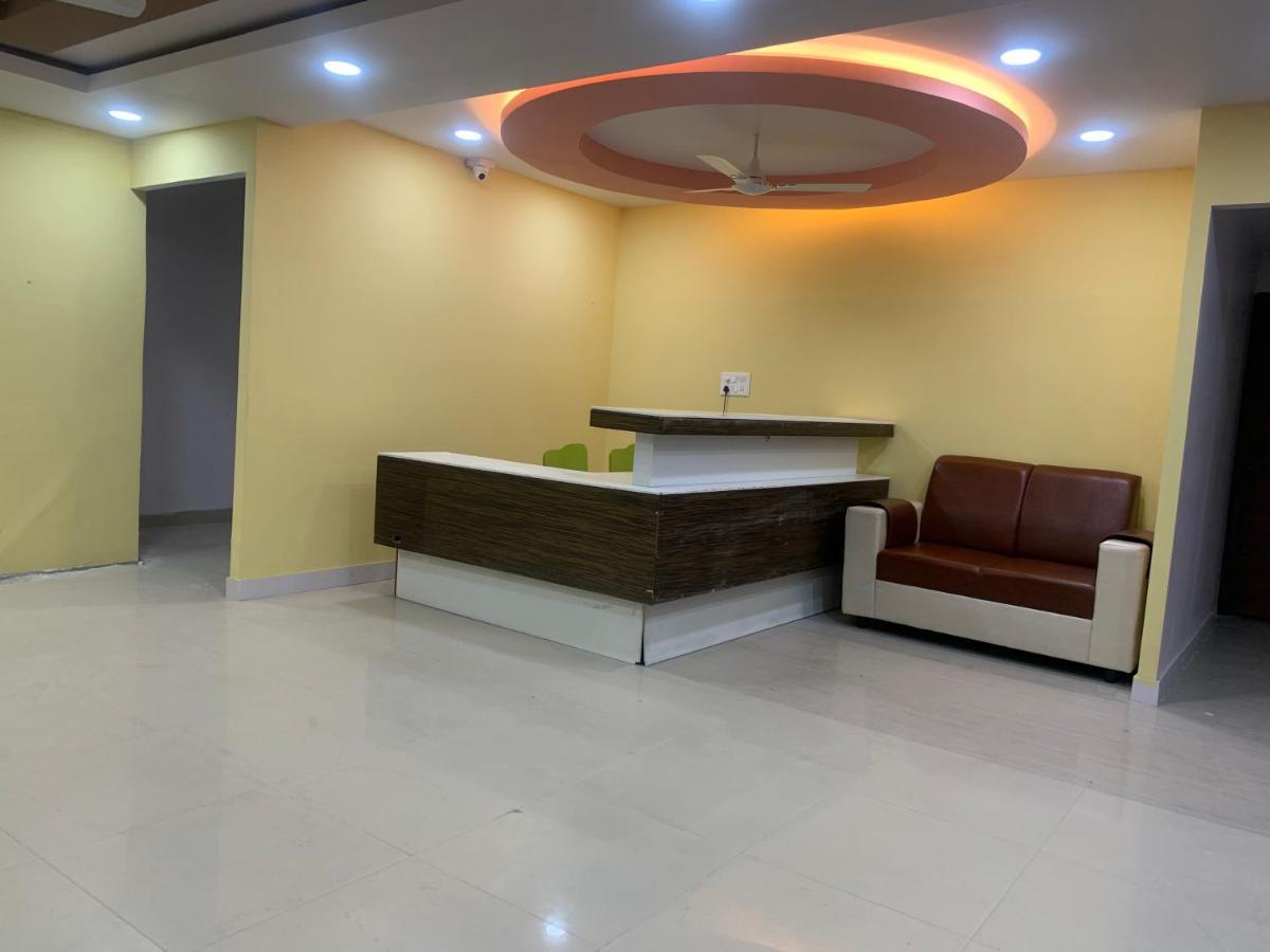Homewood Suites Hyderabad Bagian luar foto